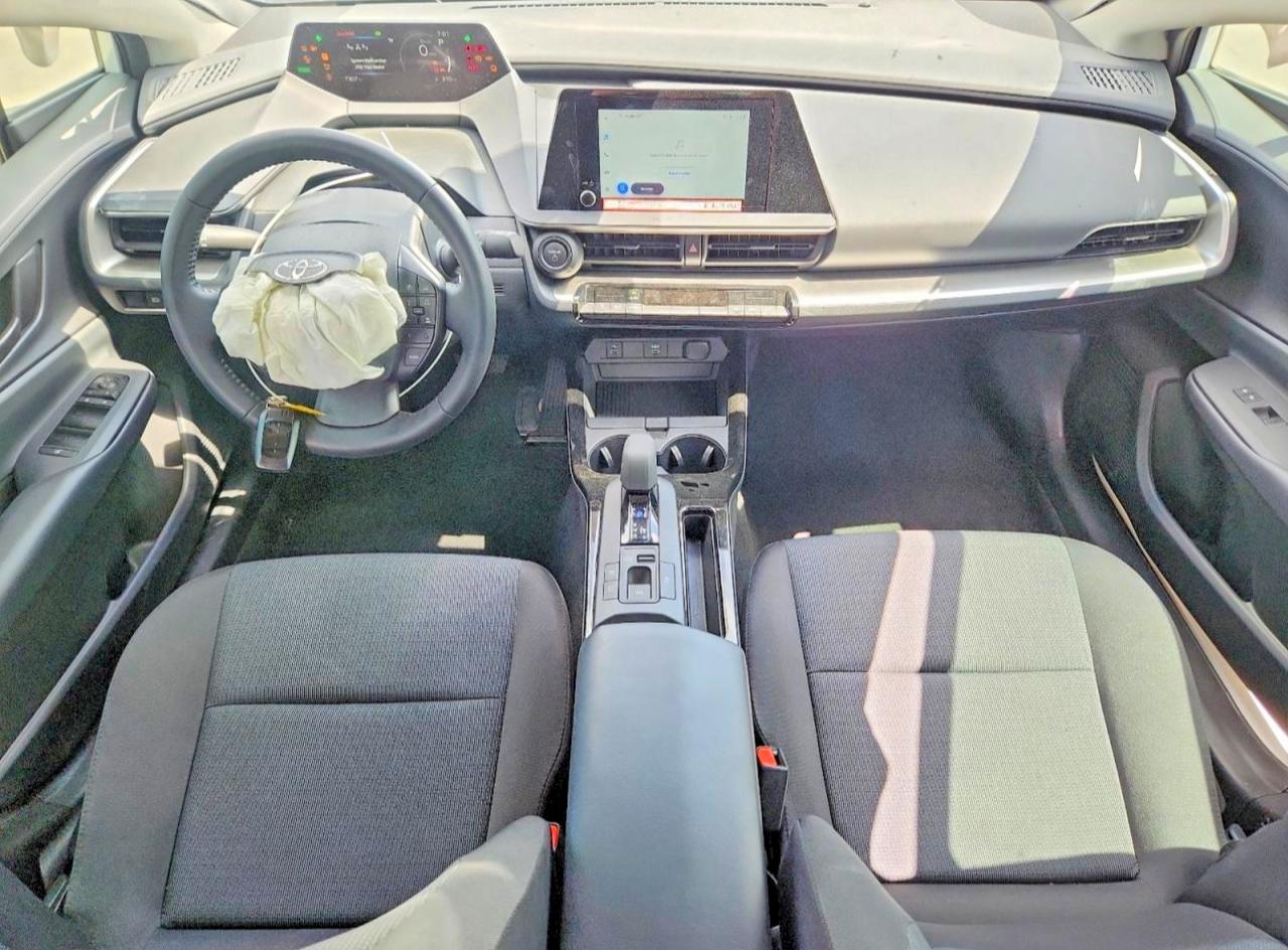 2025 TOYOTA PRIUS