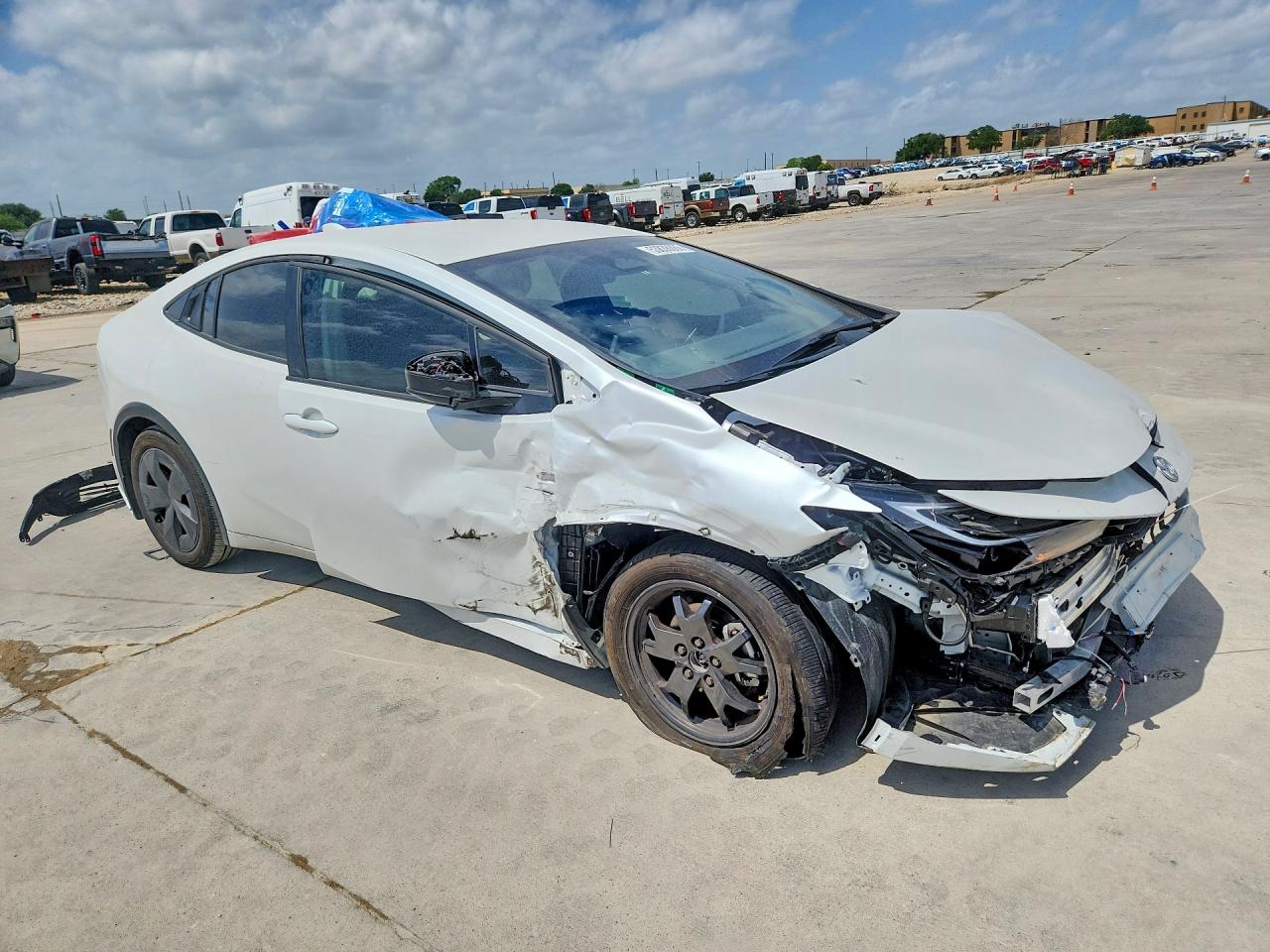 2025 TOYOTA PRIUS