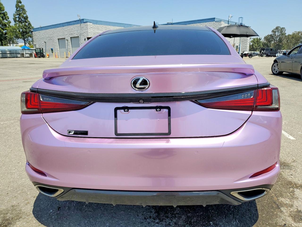 2019 LEXUS ES350