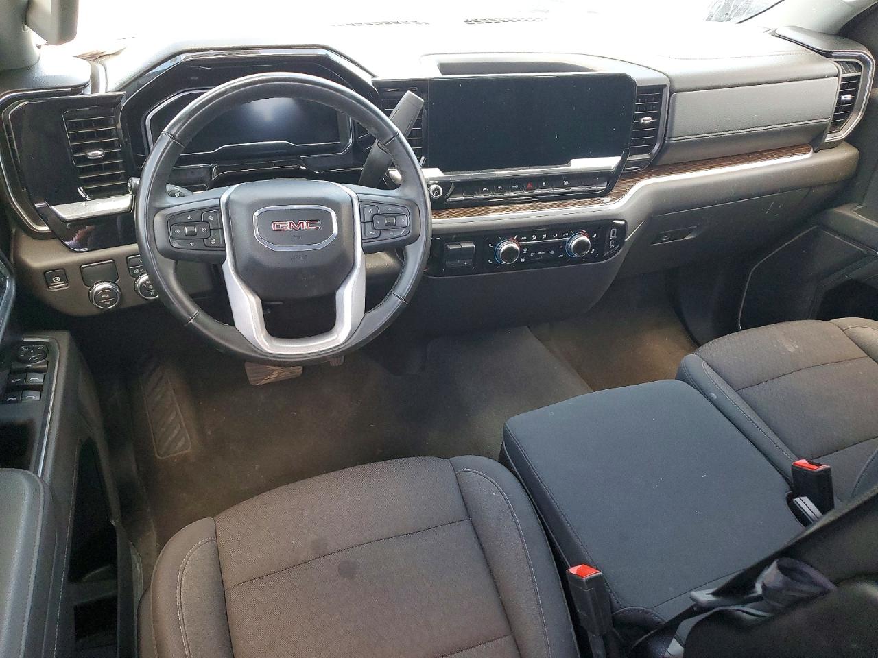 2025 GMC SIERRA