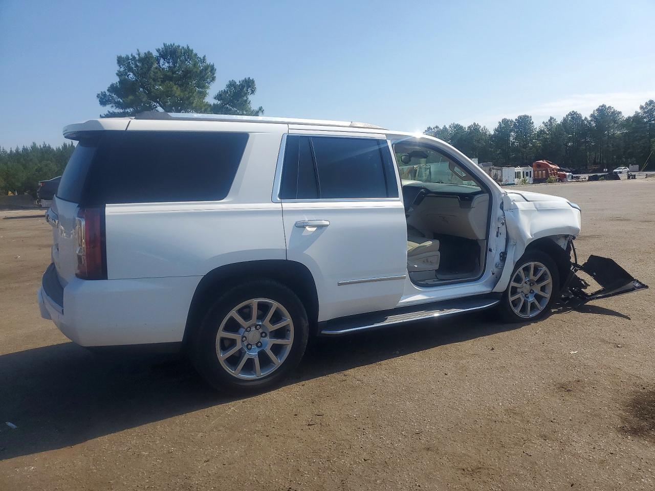2019 GMC YUKON