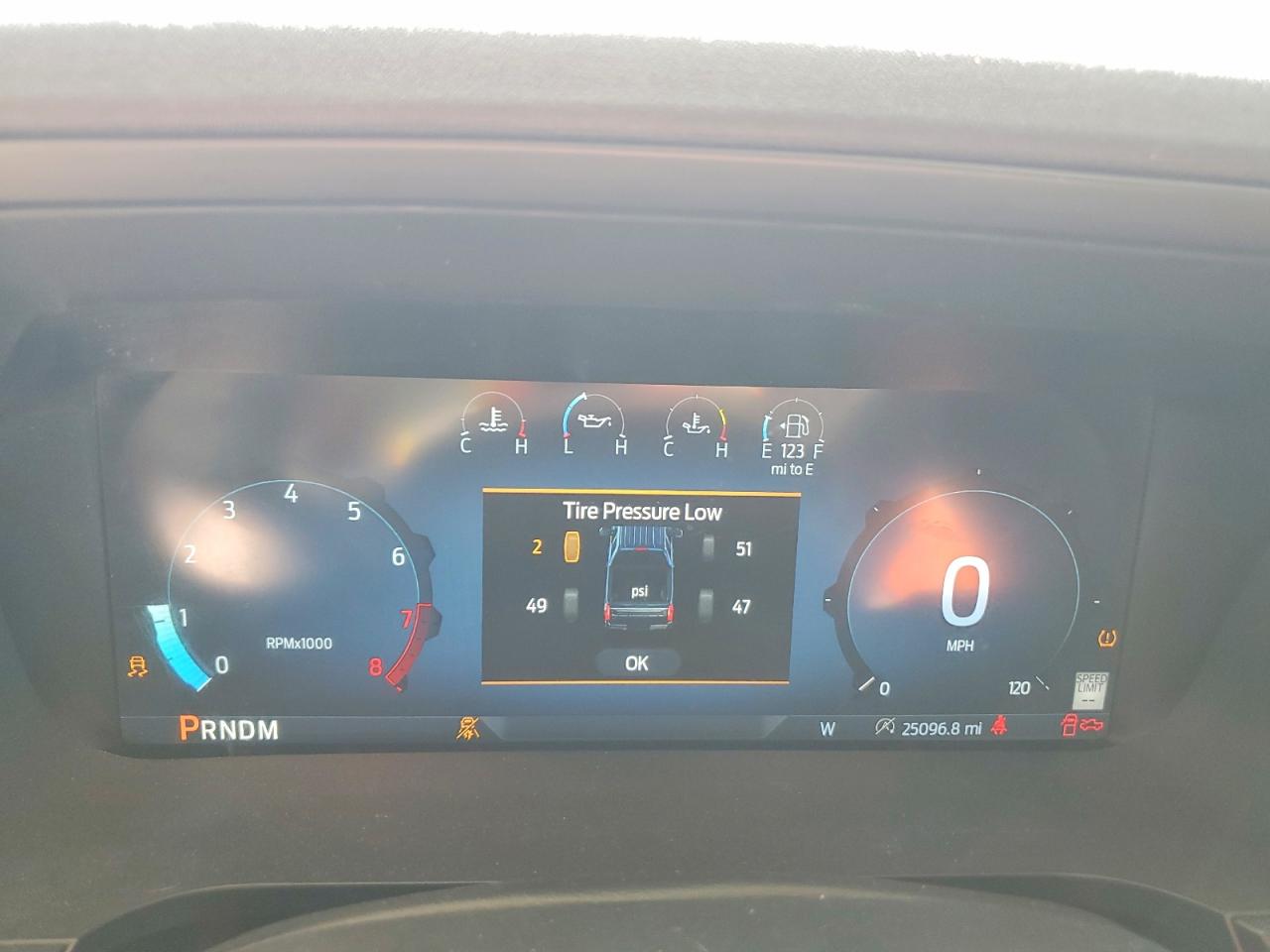 2025 FORD F150 LARIA