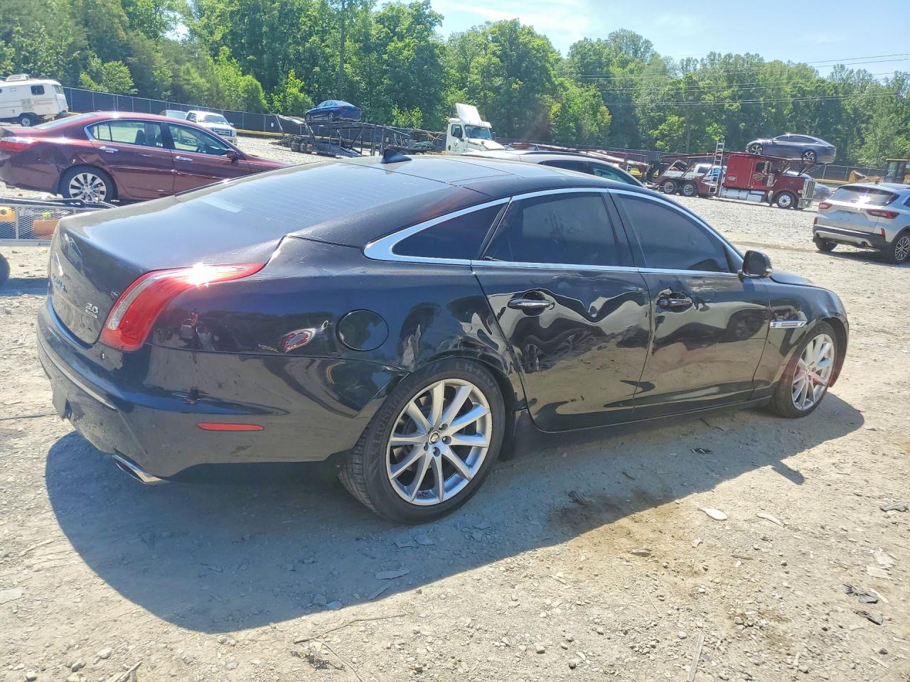 2013 JAGUAR XJ