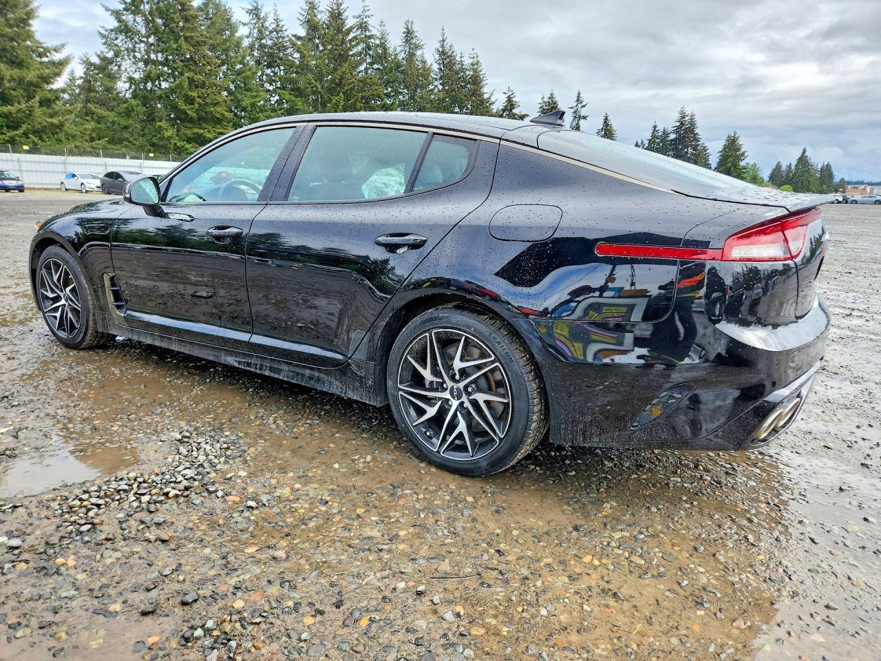 2022 KIA STINGER