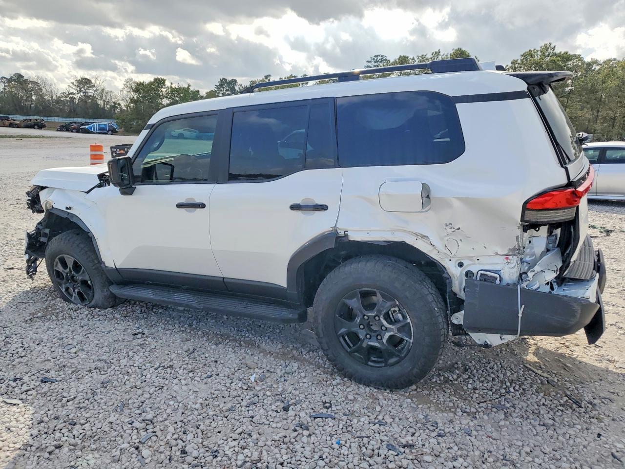 2025 LEXUS GX 550