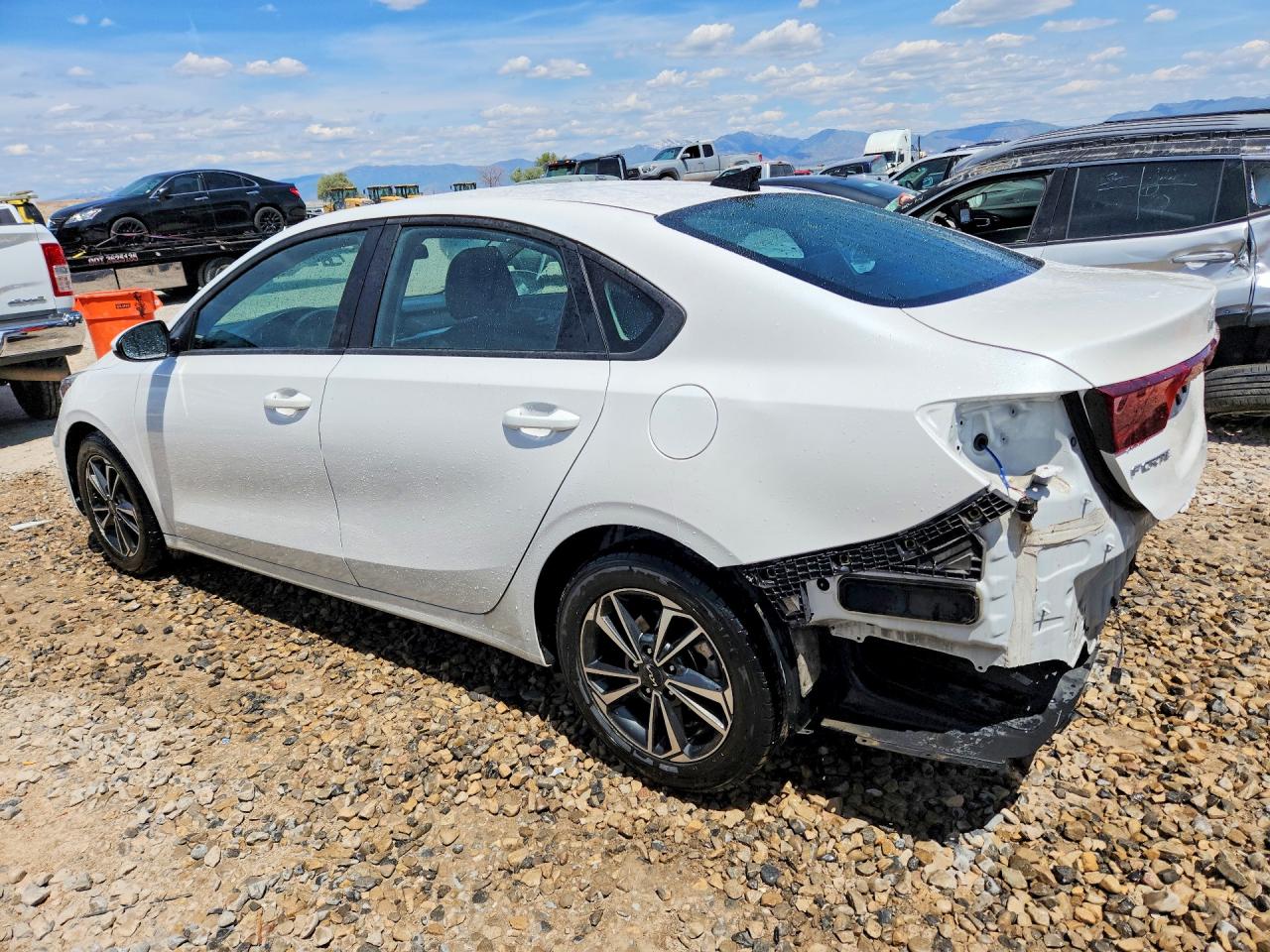 2024 KIA FORTE