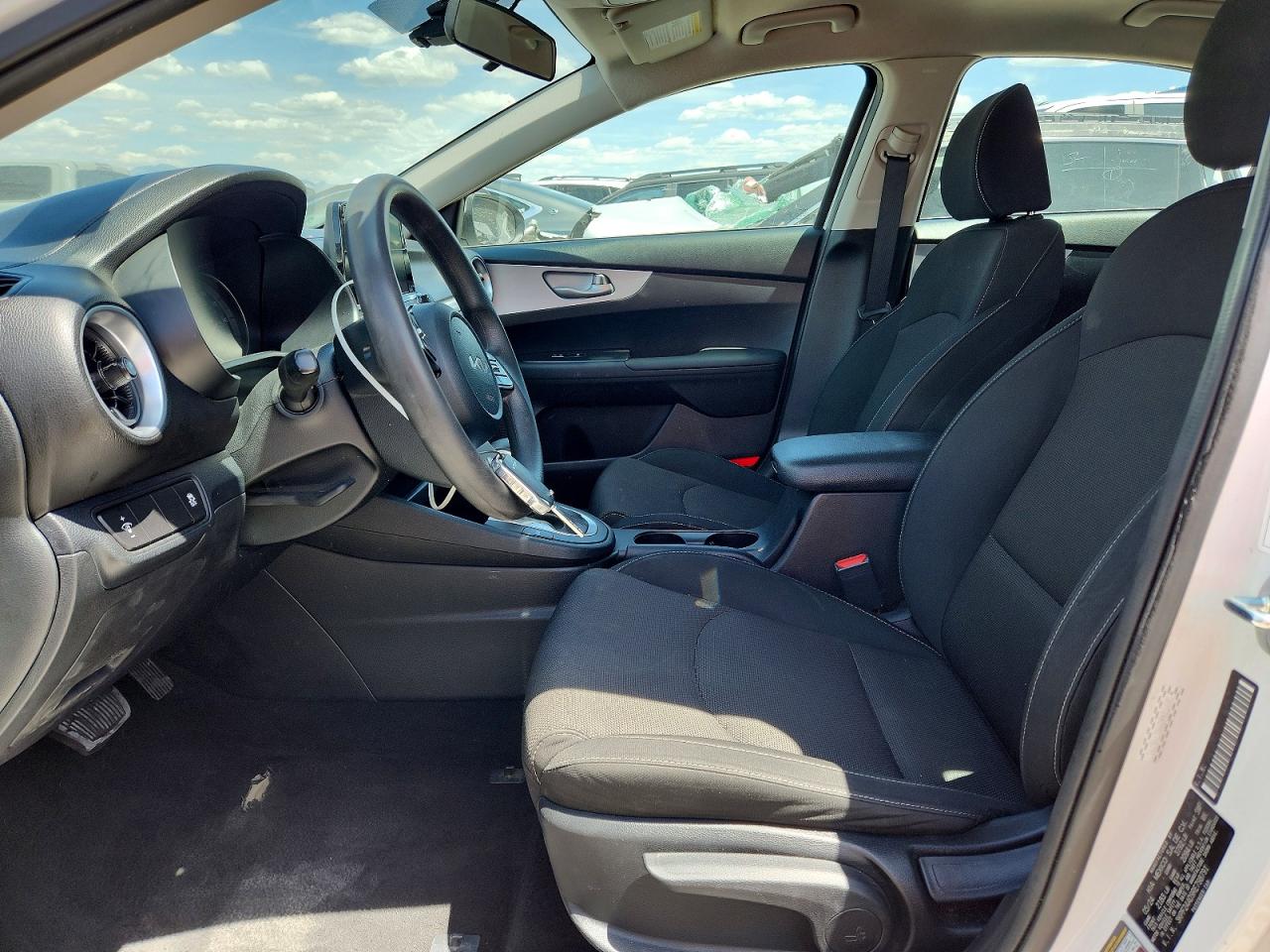 2024 KIA FORTE