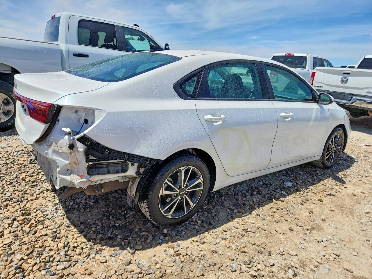 2024 KIA FORTE