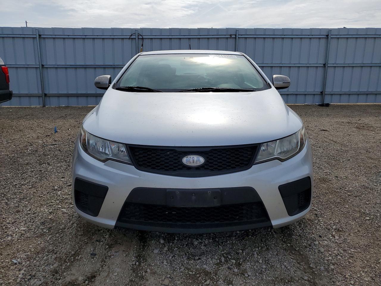 2013 KIA FORTE