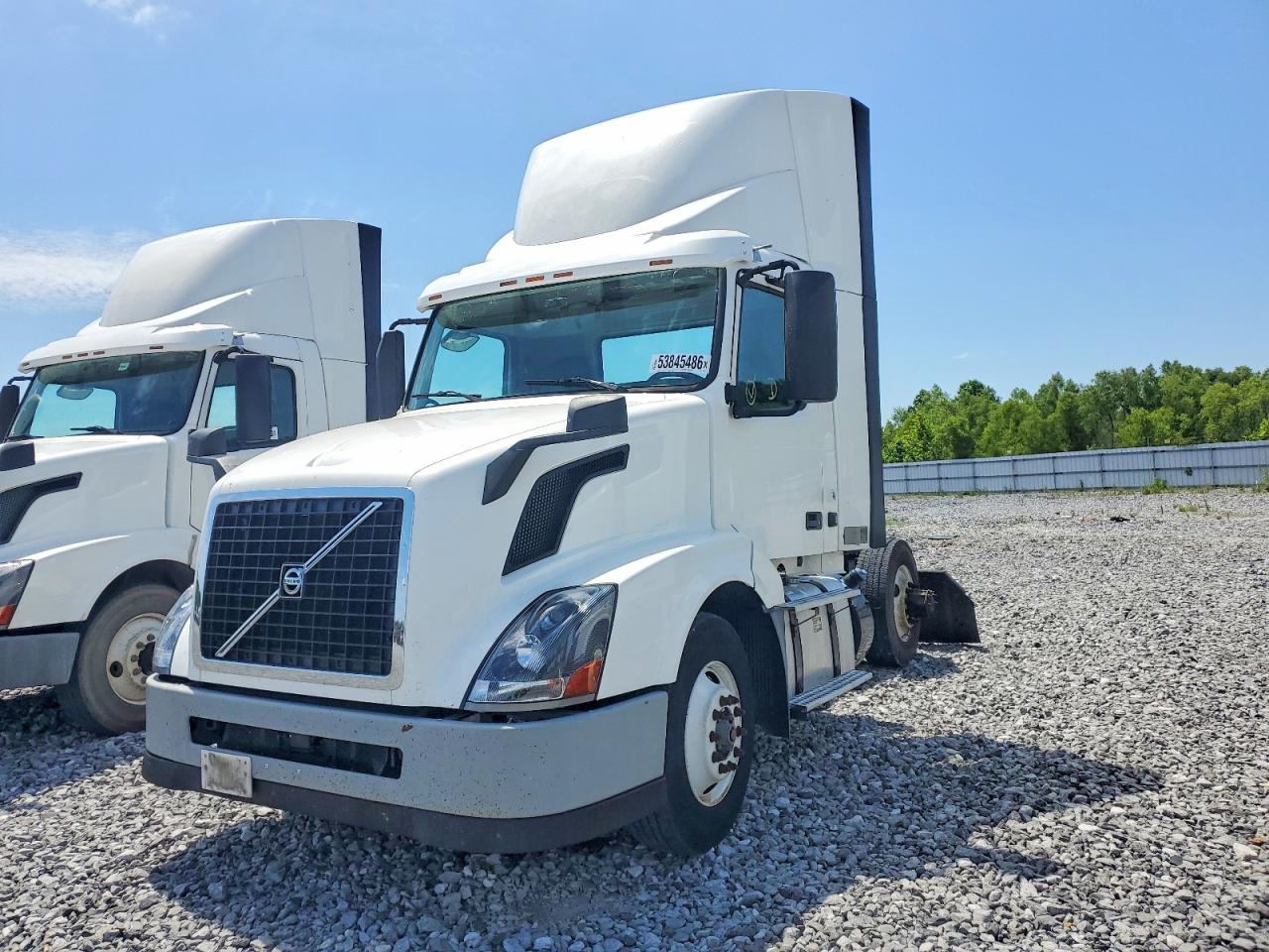 2017 VOLVO VN