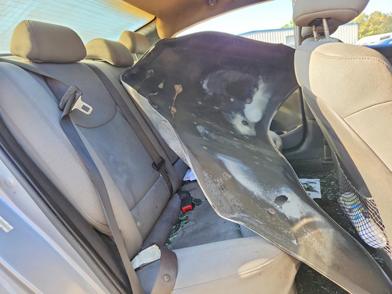 2012 HYUNDAI ELANTRA