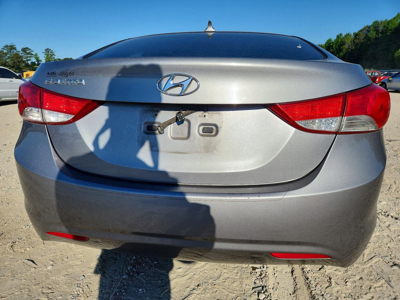 2012 HYUNDAI ELANTRA