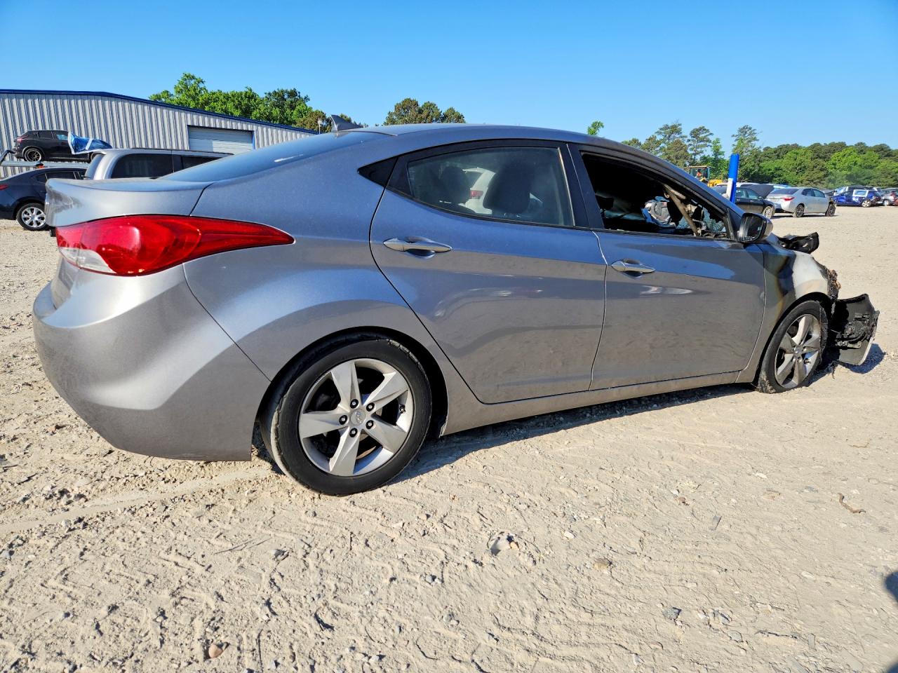 2012 HYUNDAI ELANTRA