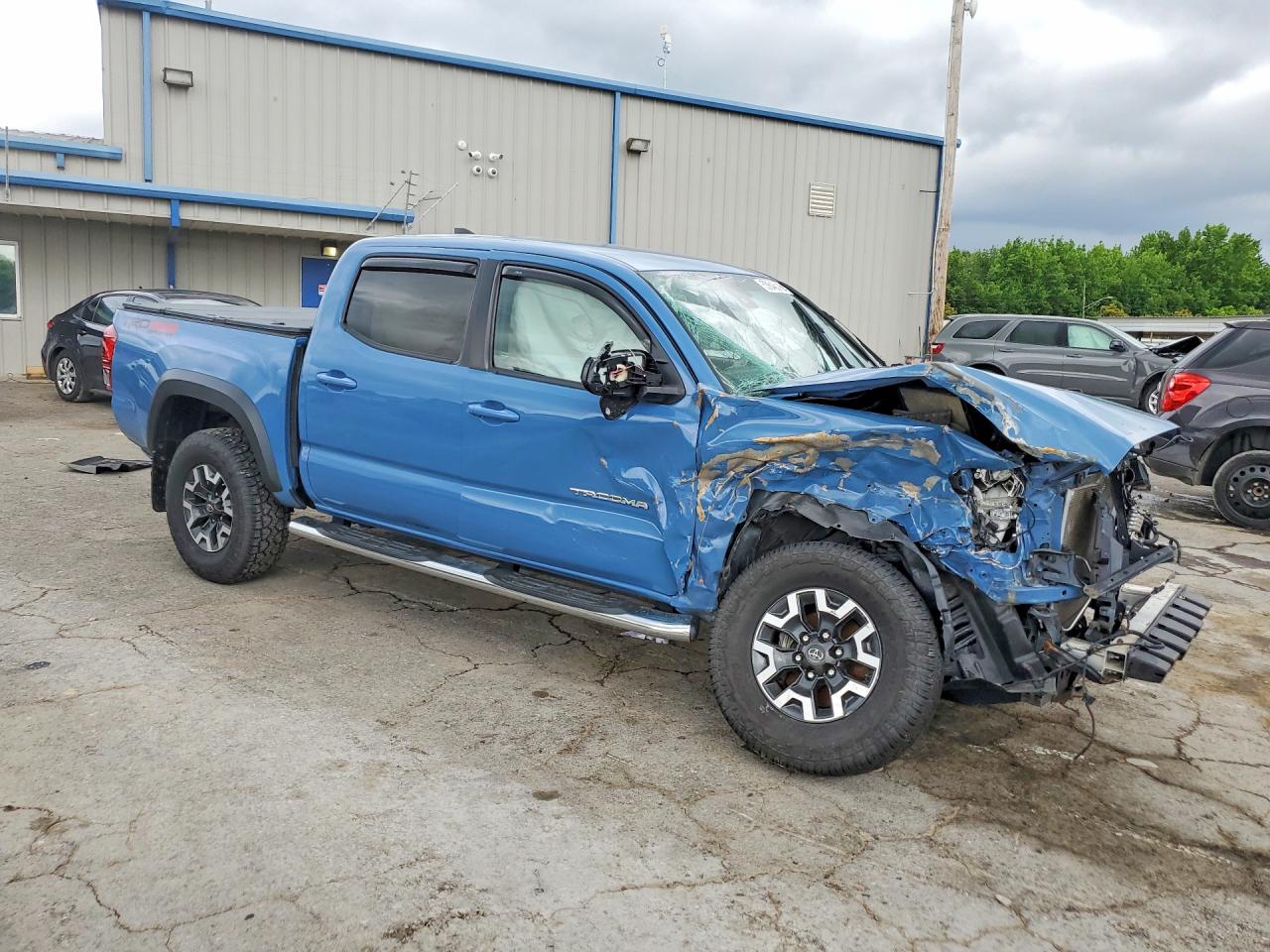 2019 TOYOTA TACOMA