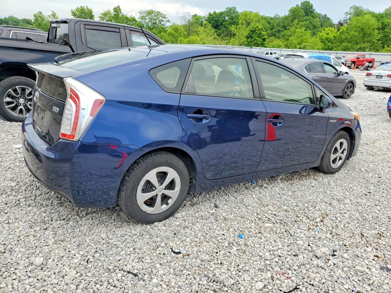 2013 TOYOTA PRIUS
