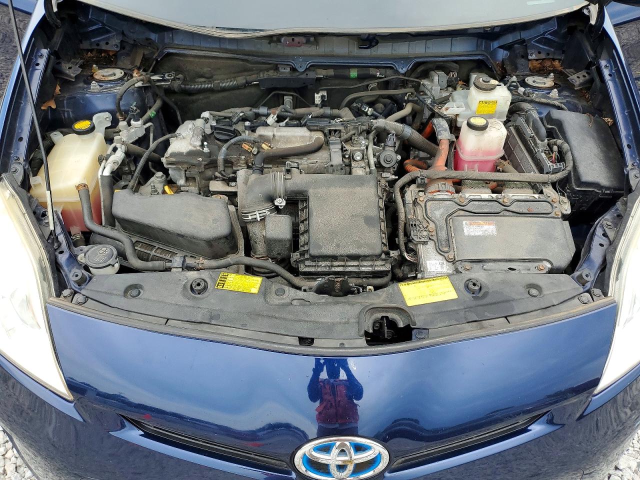 2013 TOYOTA PRIUS