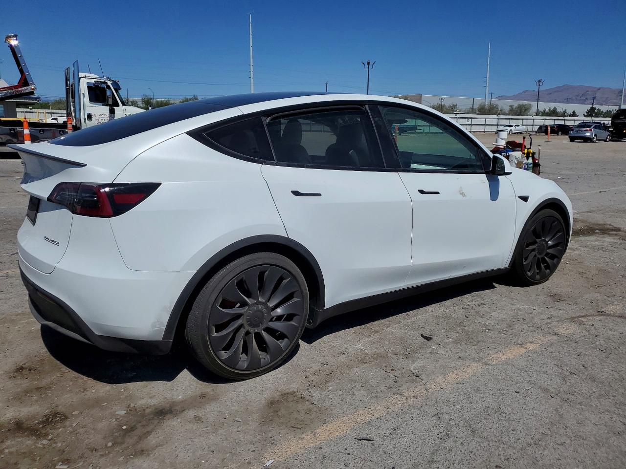 2024 TESLA MODEL Y