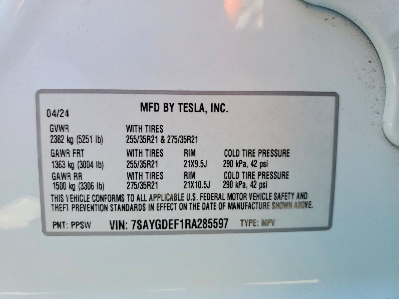 2024 TESLA MODEL Y