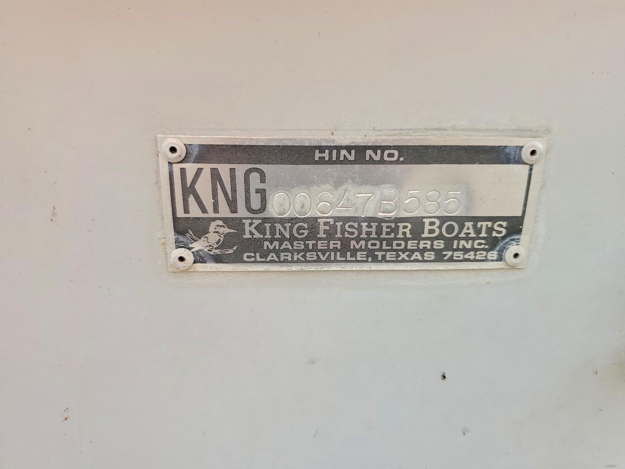 1985 KINGFISHER MASTER MOLDERS Boat