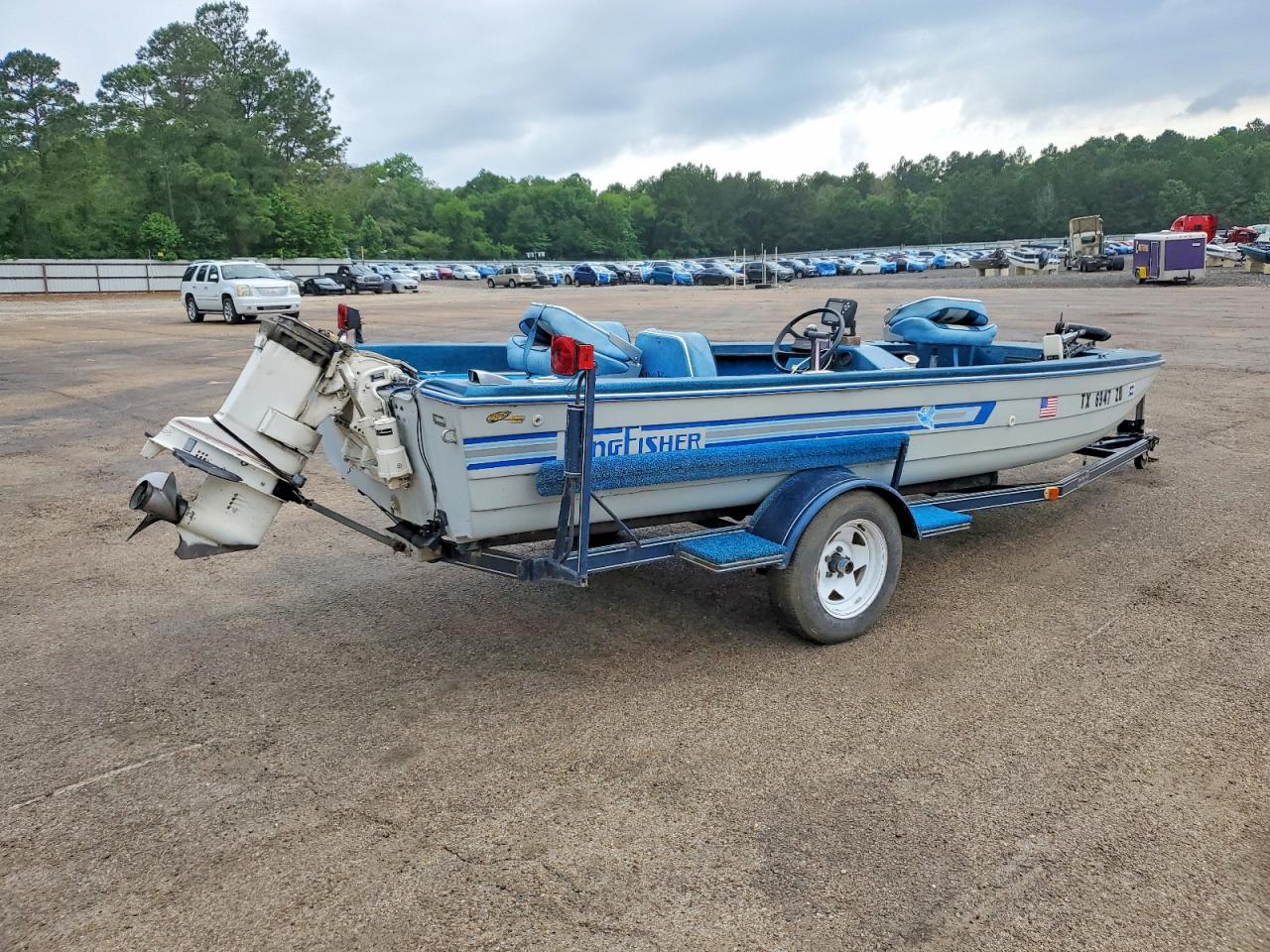 1985 KINGFISHER MASTER MOLDERS Boat