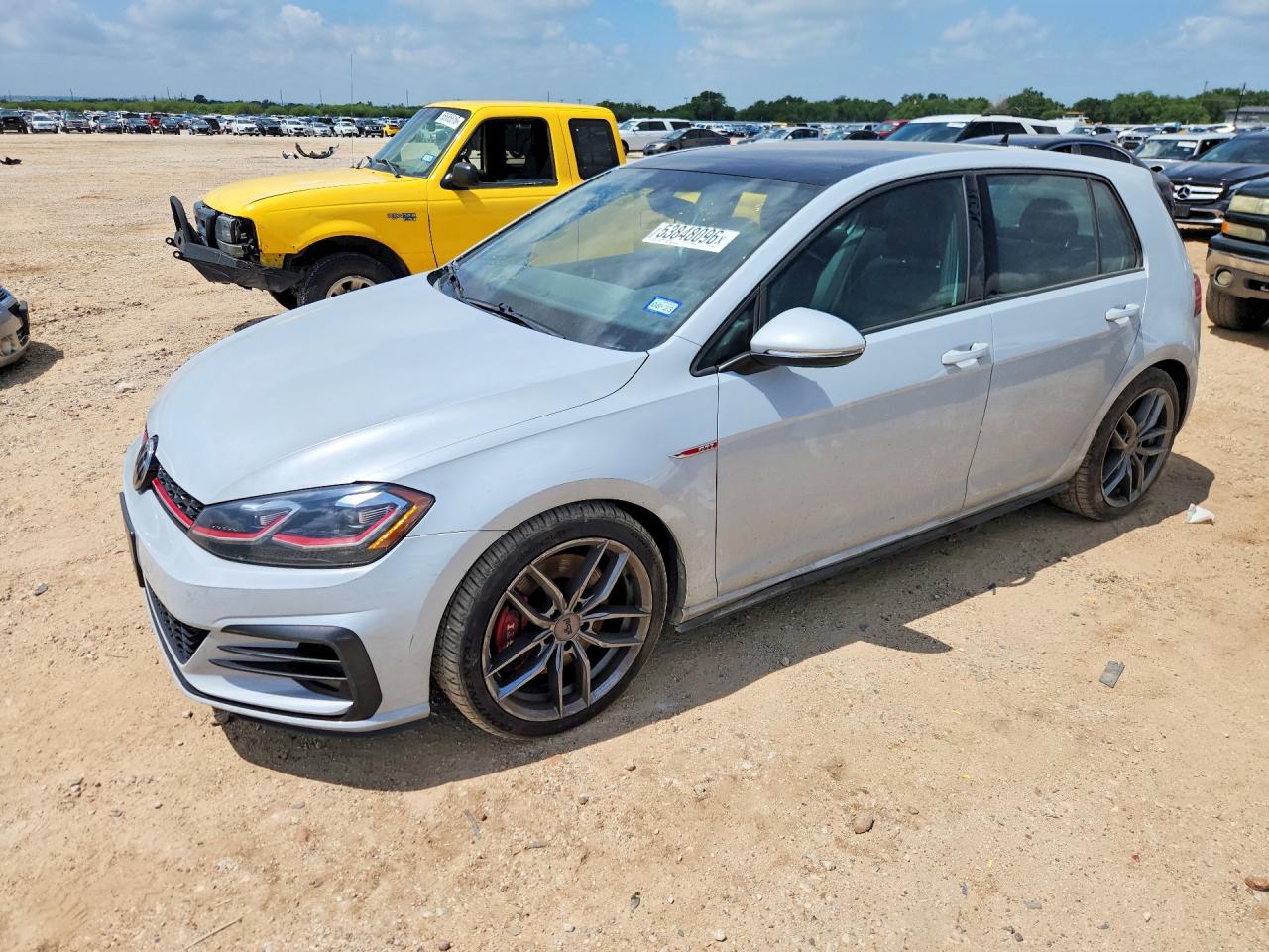 2019 VOLKSWAGEN GTI