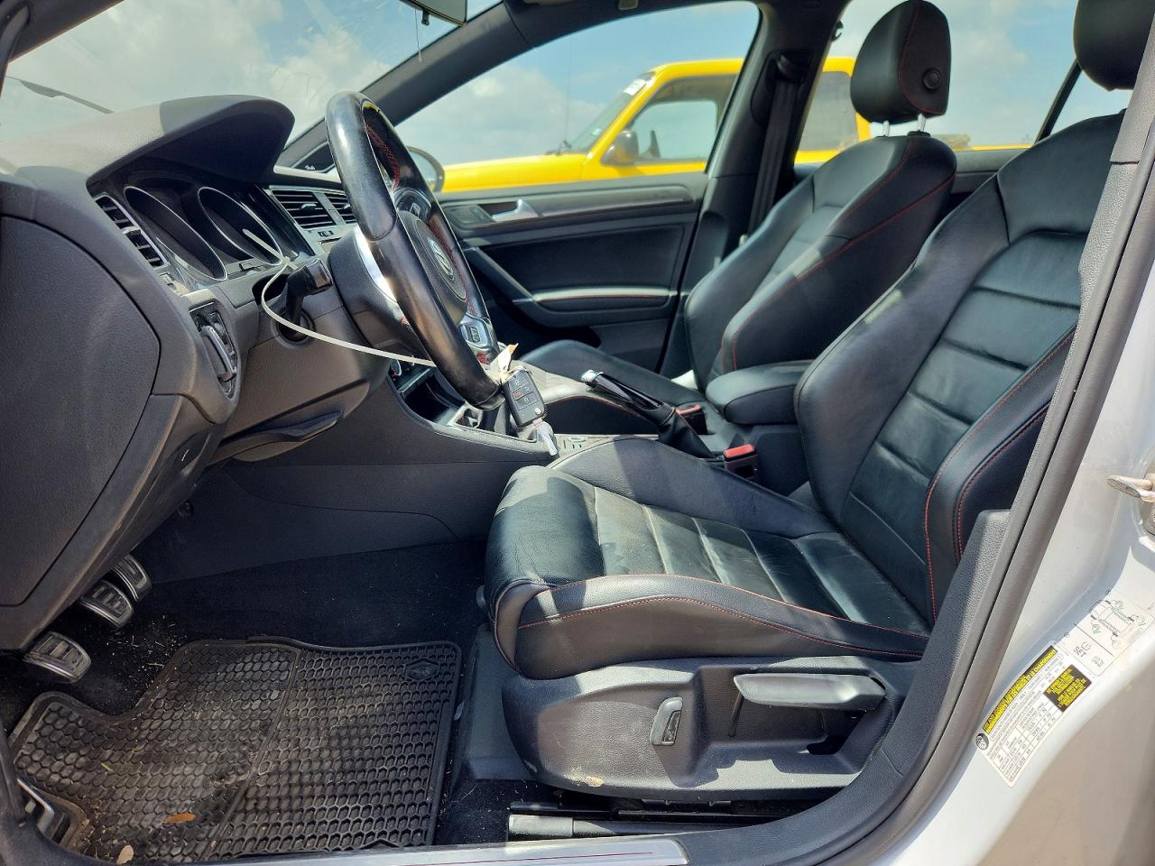2019 VOLKSWAGEN GTI
