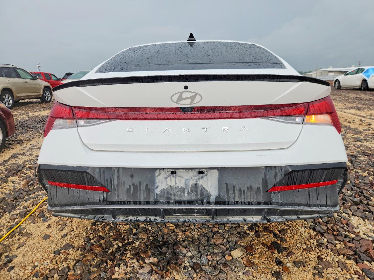 2025 HYUNDAI ELANTRA