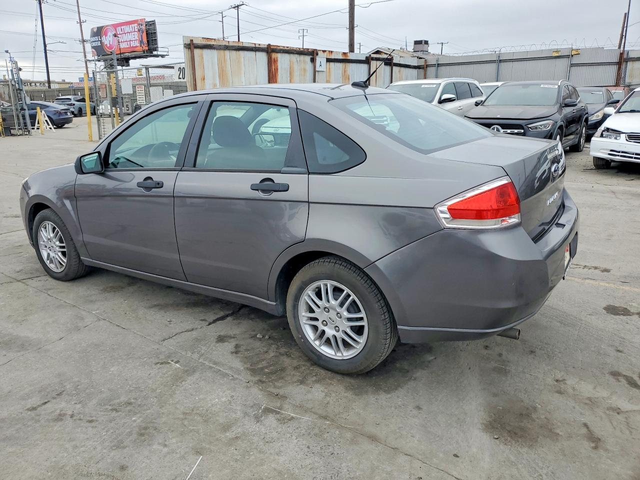 2010 FORD FOCUS