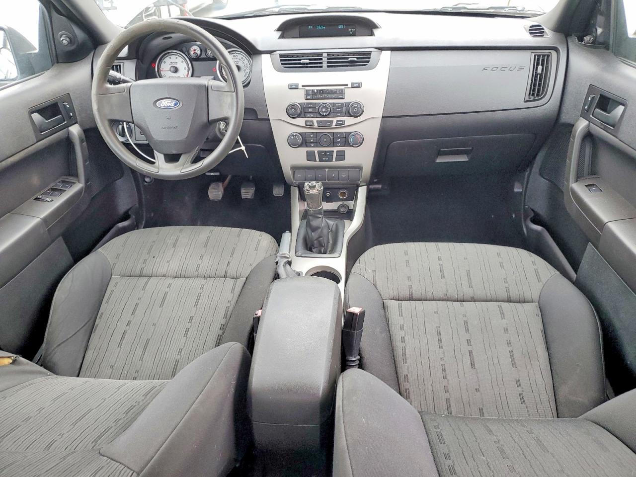 2010 FORD FOCUS