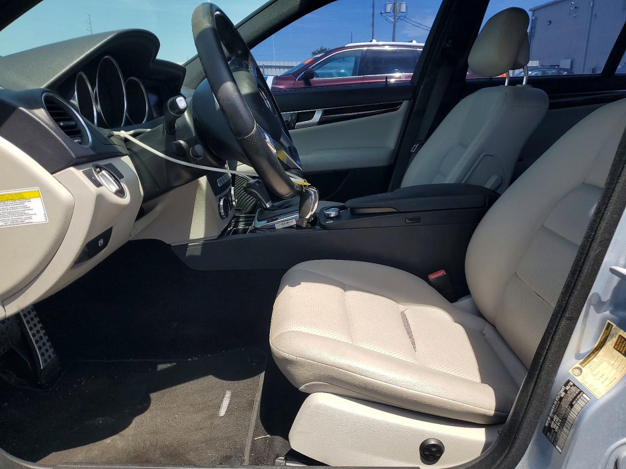 2013 MERCEDES-BENZ C-CLASS
