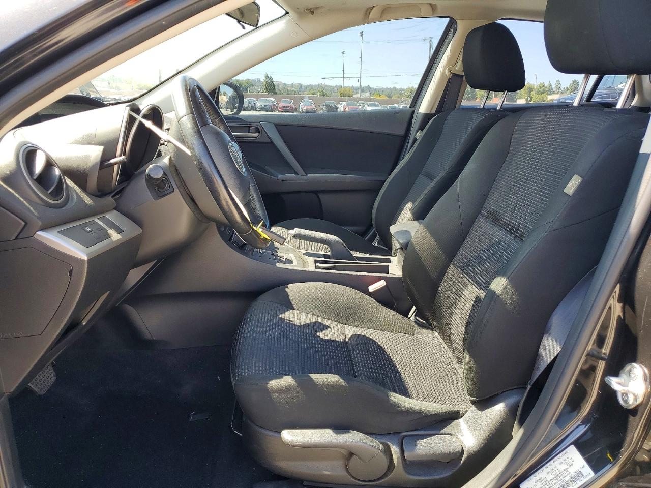 2012 MAZDA 3