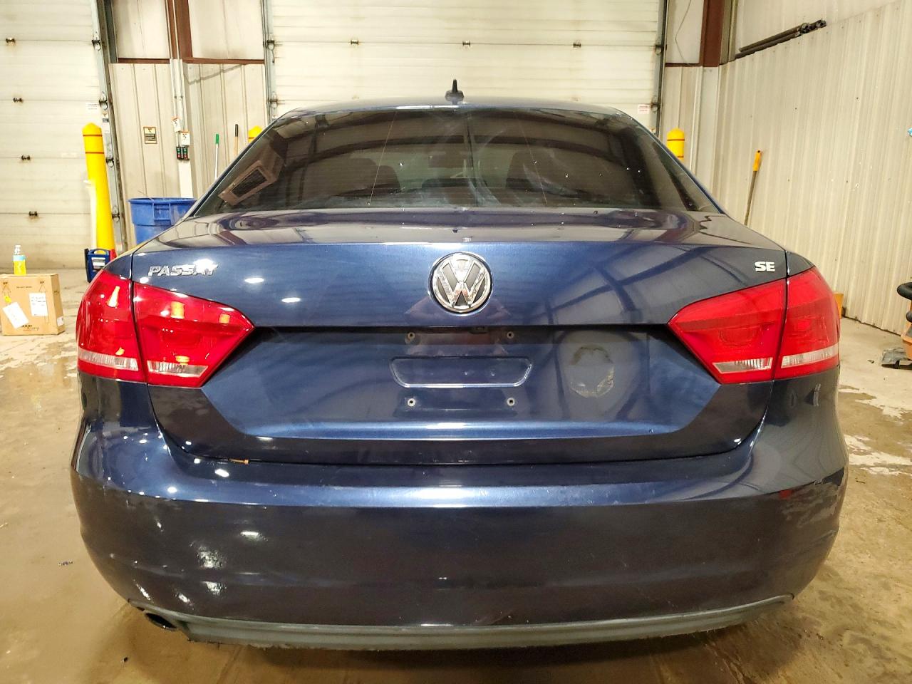 2014 VOLKSWAGEN PASSAT