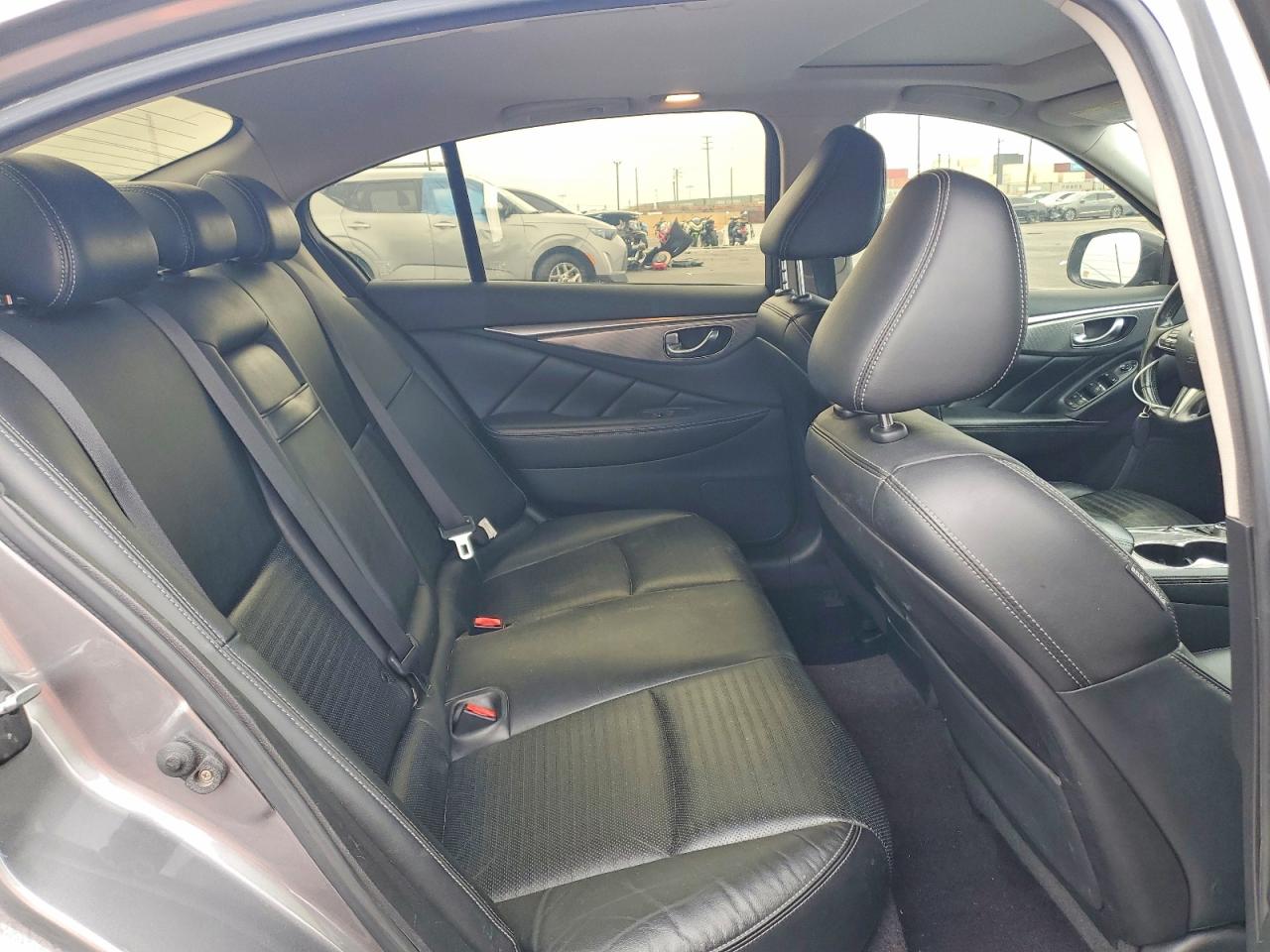 2014 INFINITI Q50