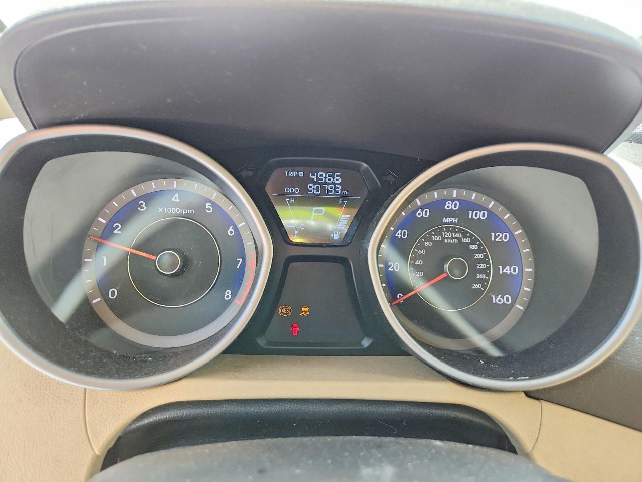 2012 HYUNDAI ELANTRA