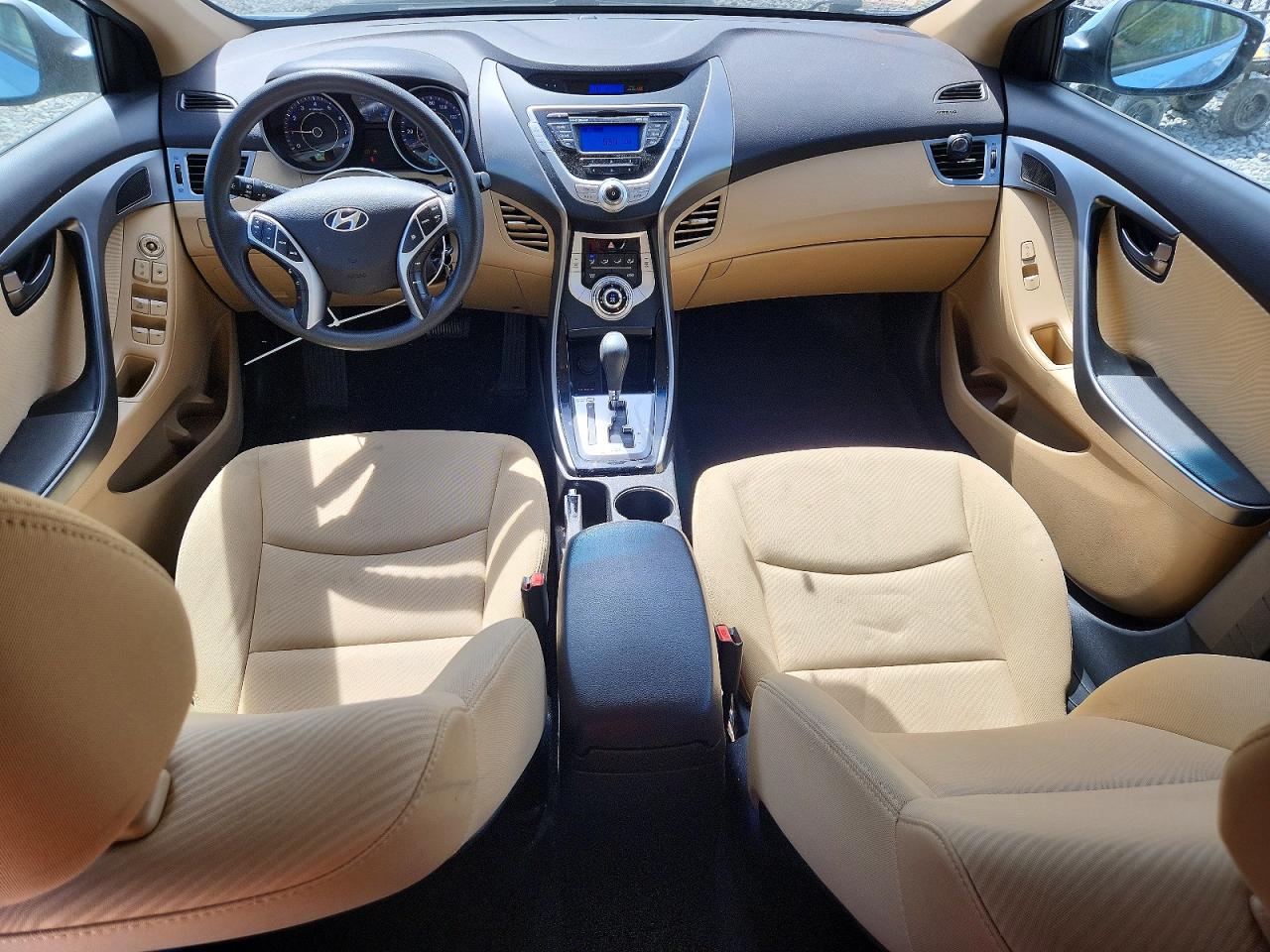 2012 HYUNDAI ELANTRA