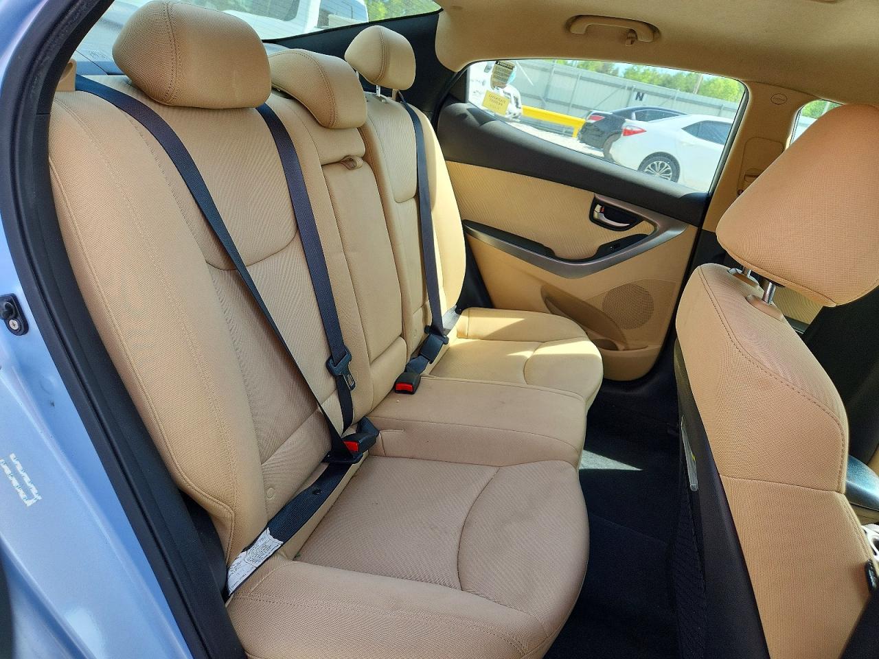 2012 HYUNDAI ELANTRA
