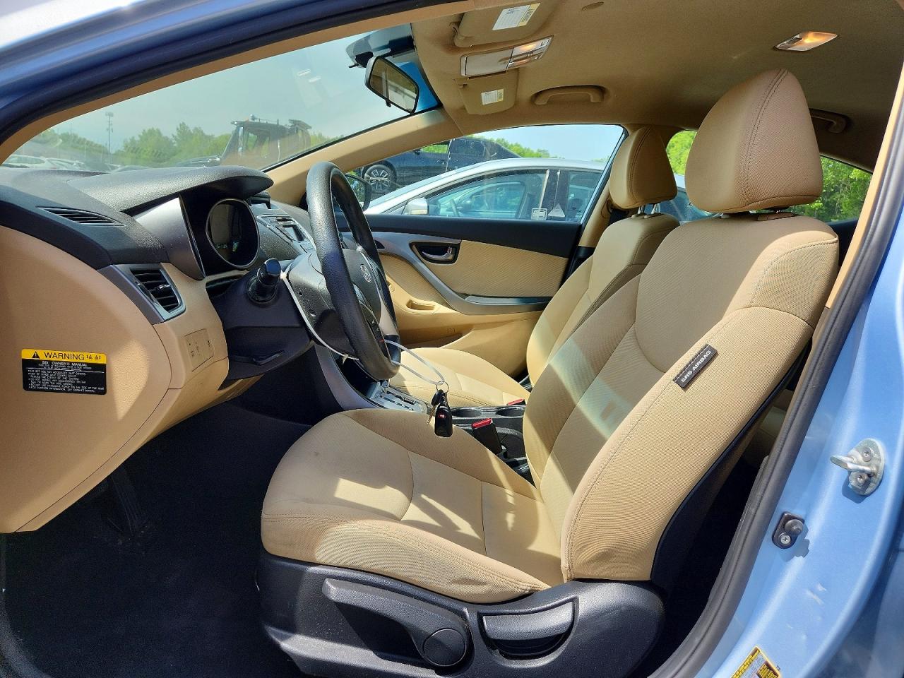 2012 HYUNDAI ELANTRA