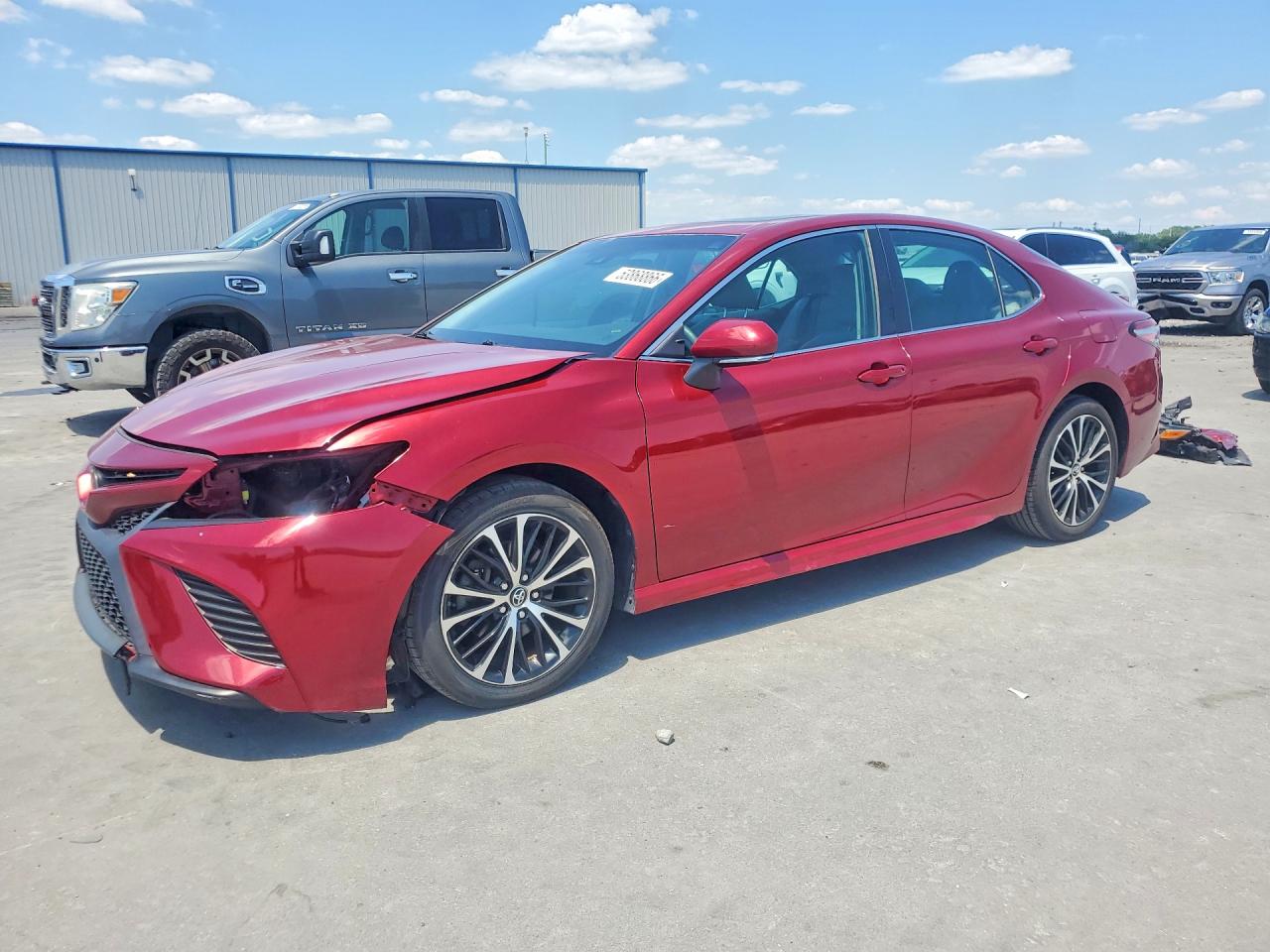 2018 TOYOTA CAMRY