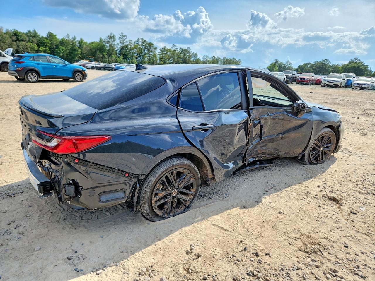 2026 TOYOTA CAMRY