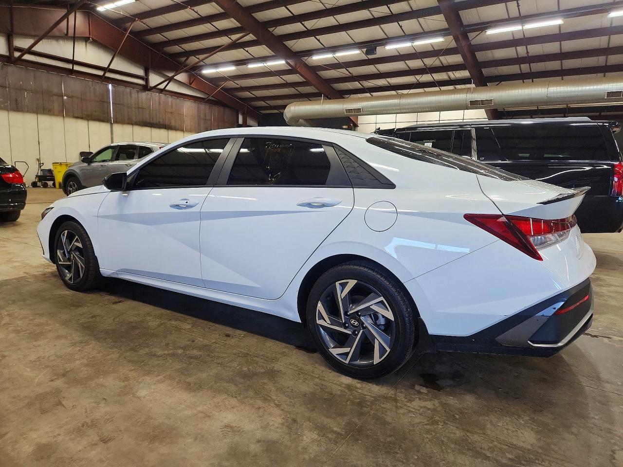 2025 HYUNDAI ELANTRA