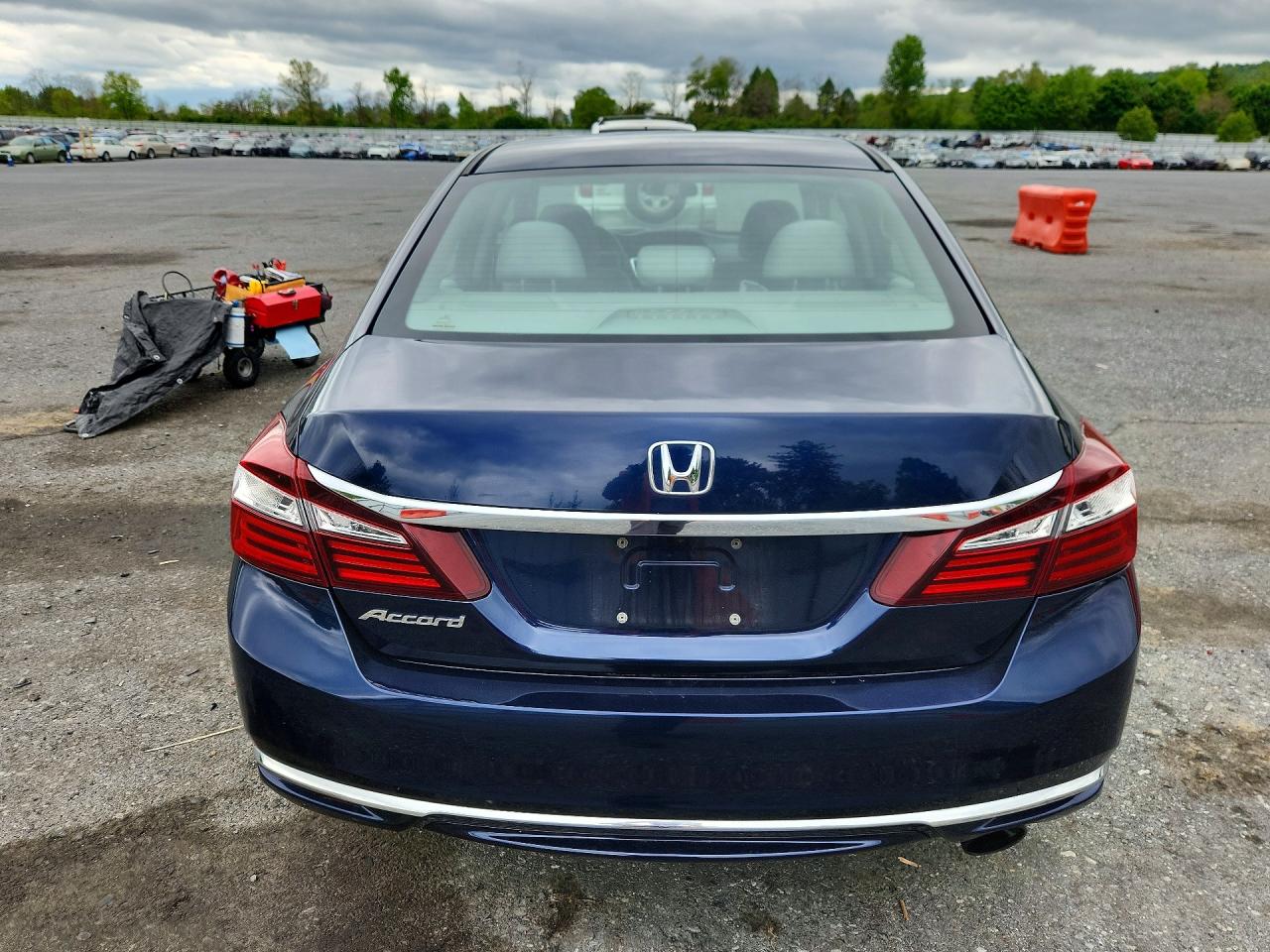 2017 HONDA ACCORD