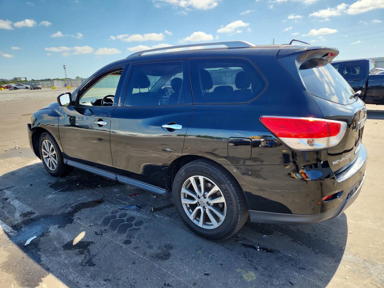 2015 NISSAN PATHFINDER