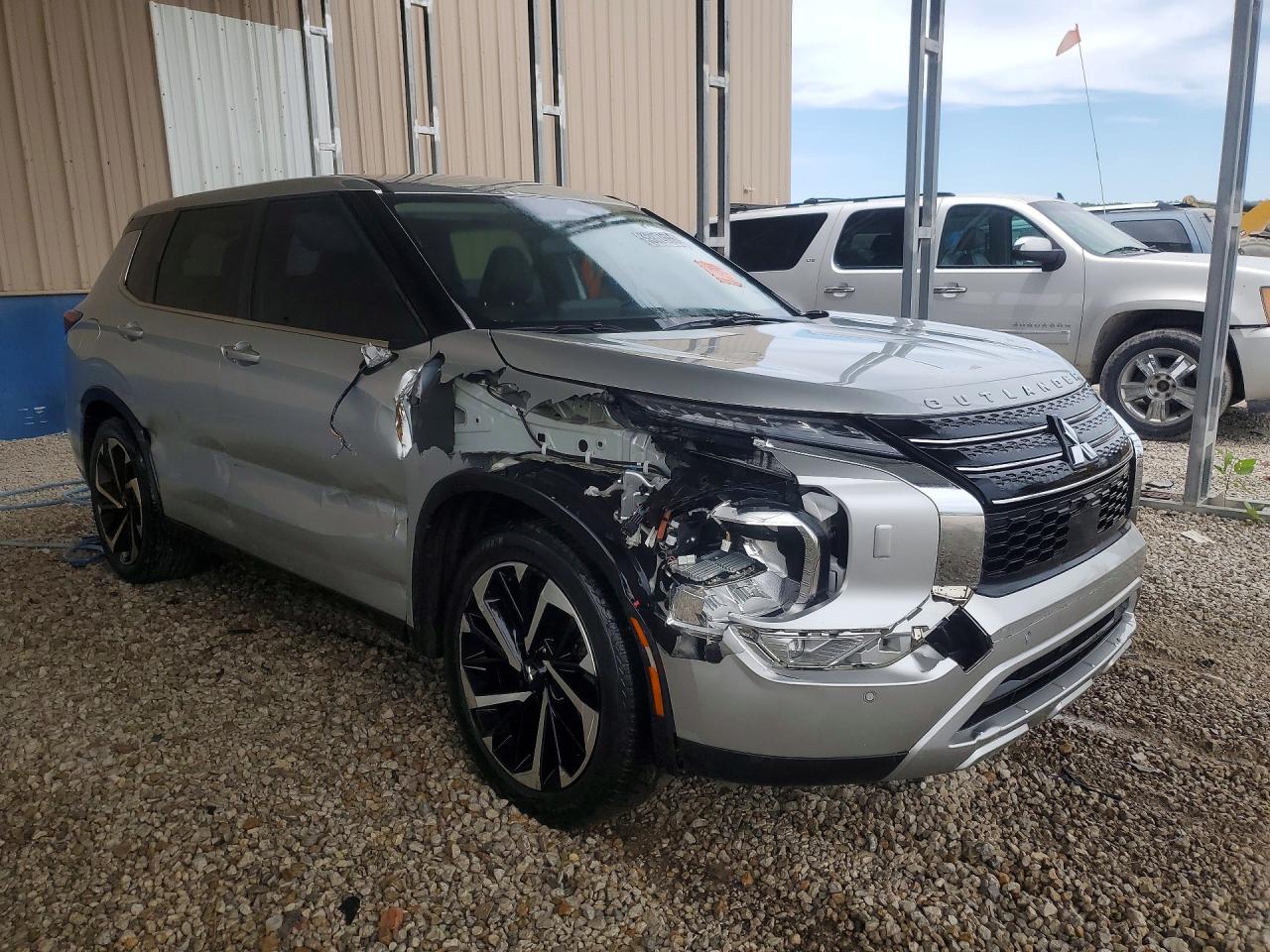 2022 MITSUBISHI OUTLANDER