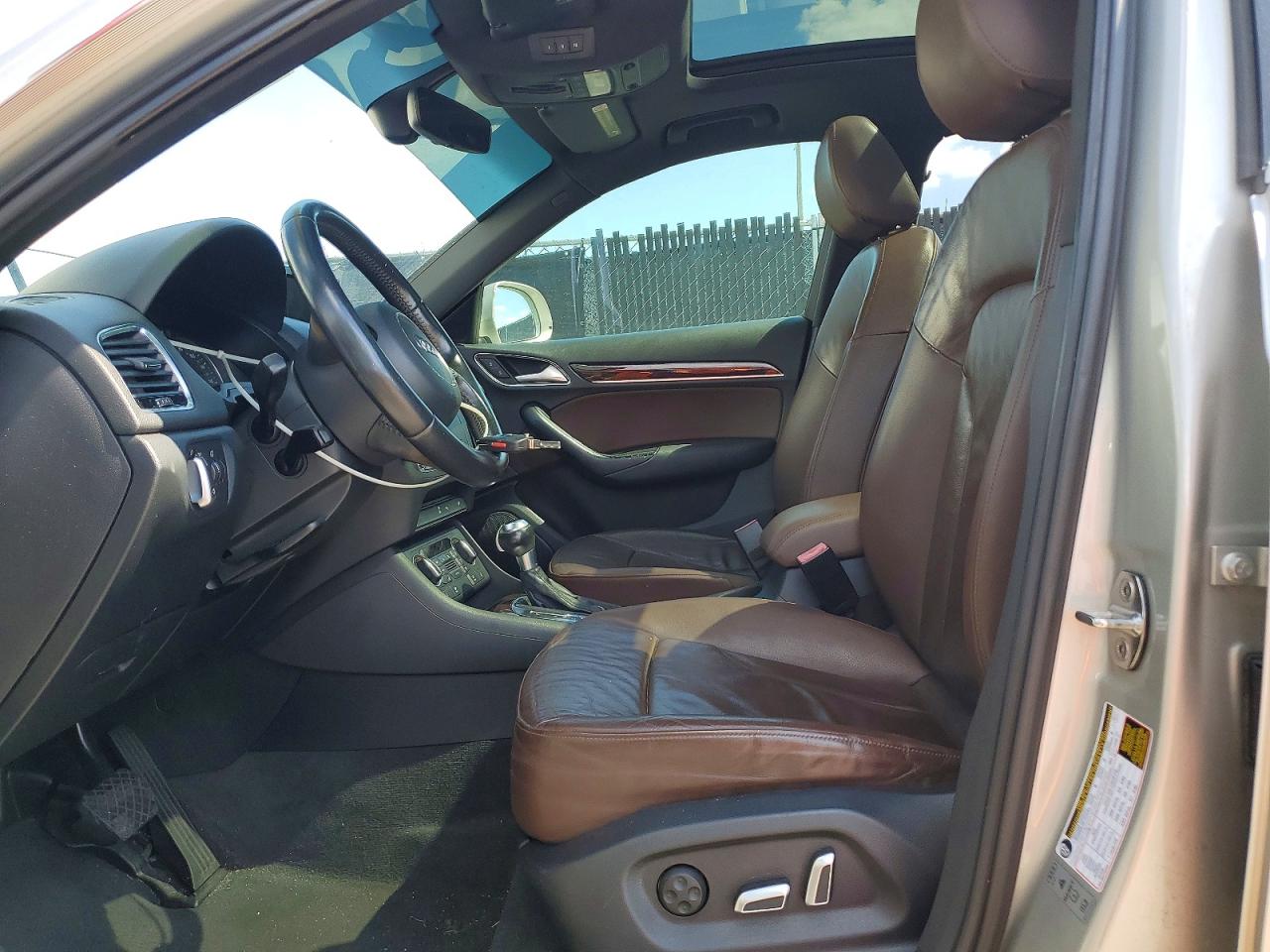 2016 AUDI Q3