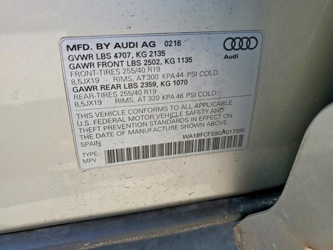 2016 AUDI Q3