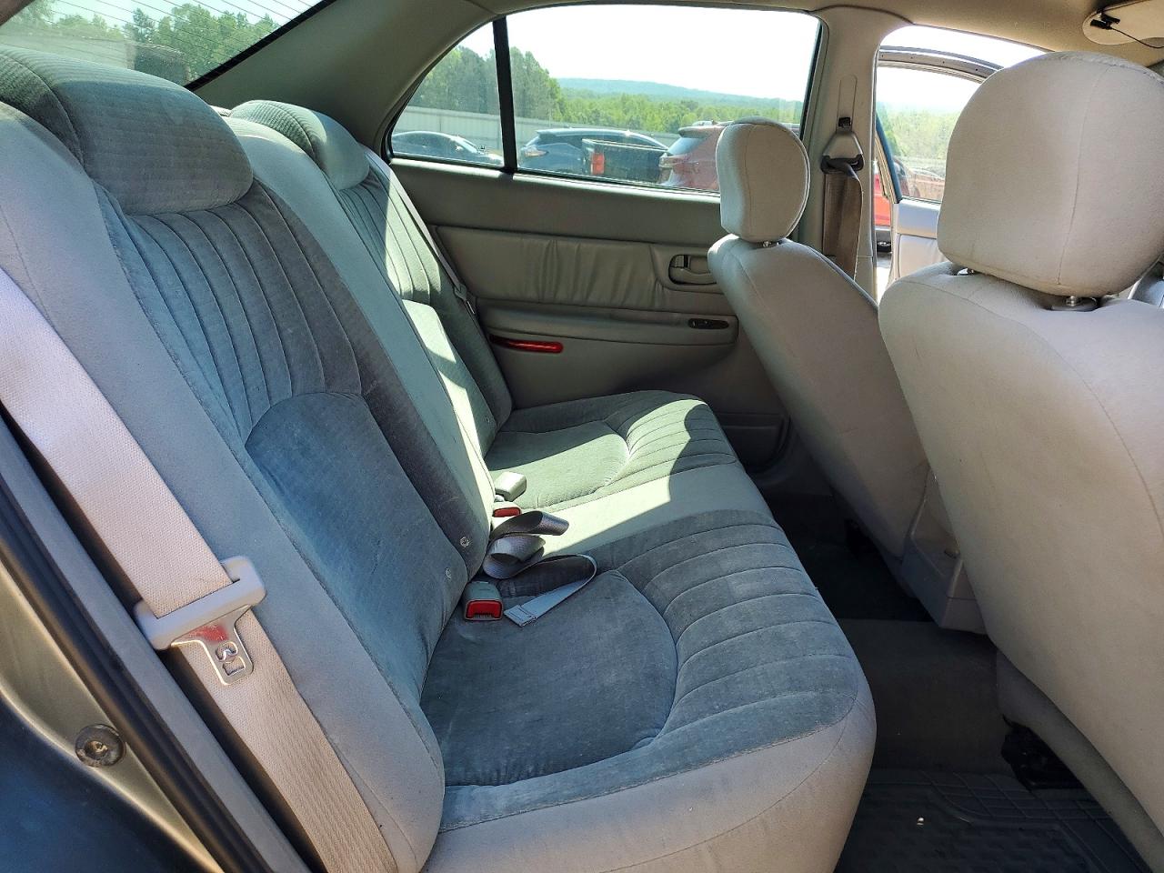 2004 BUICK CENTURY