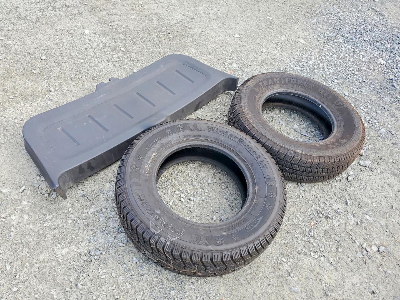 2009 FORD ESCAPE