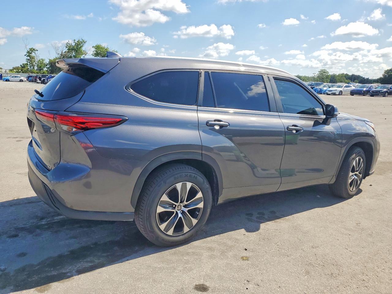 2023 TOYOTA HIGHLANDER