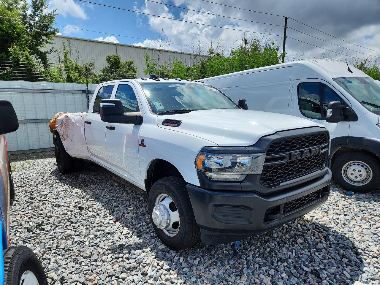2024 RAM 3500