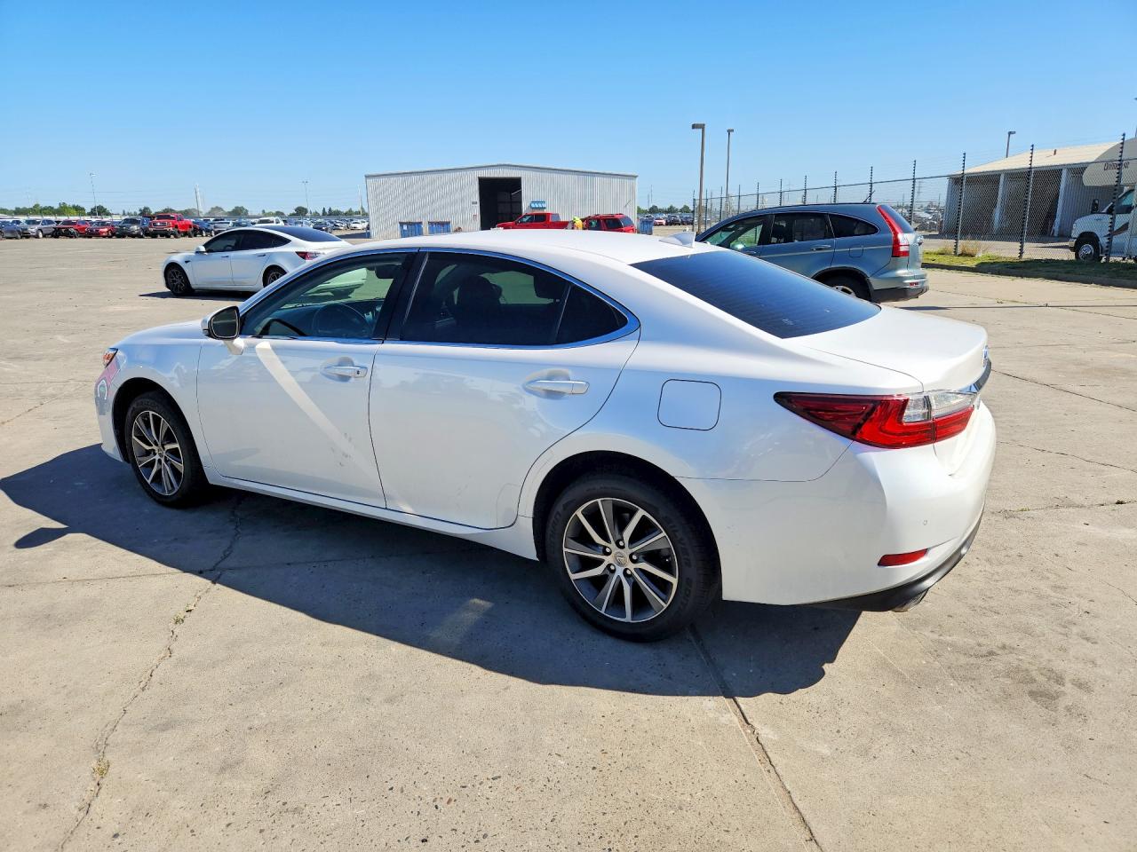 2016 LEXUS ES350